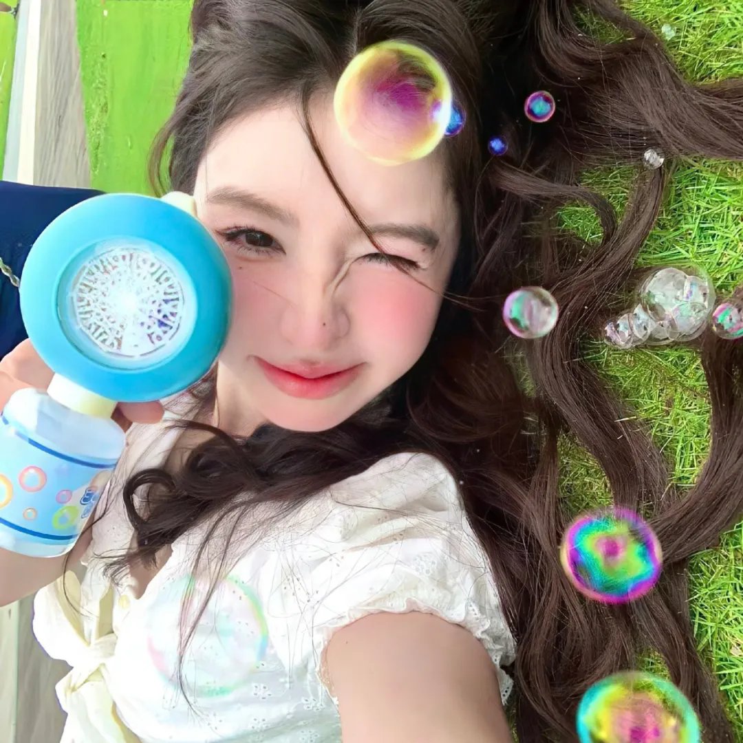 锦鲤小奶团，带领全家逆天改命